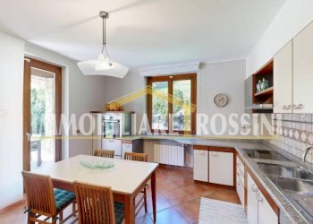 Cucina - Villa via Enzo Ferrari, 3a, Brusimpiano - foto 22