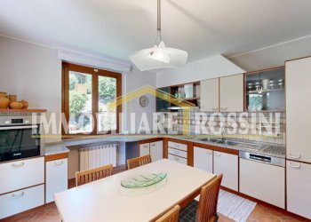 Cucina - Villa via Enzo Ferrari, 3a, Brusimpiano - foto 24