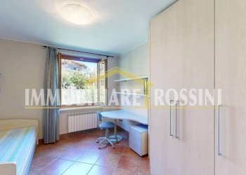 Camera da letto - Villa via Enzo Ferrari, 3a, Brusimpiano - foto 34