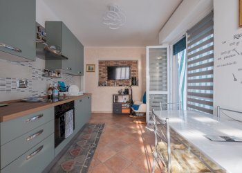 Three-room apartment Asti - photo 1