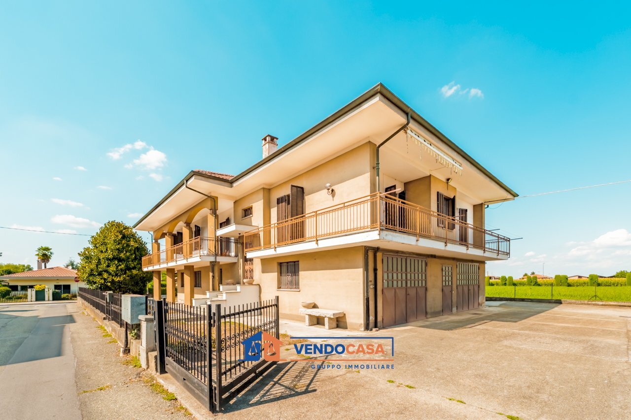 Independent house Villafalletto - photo 3