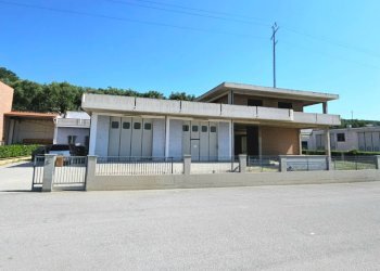 Foto 2 - Capannone Via del Commercio, Bellante - foto 2