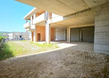 Foto 9 - Capannone Via del Commercio, Bellante - foto 9