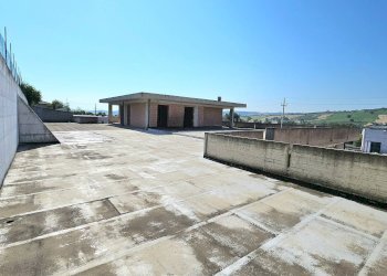 Foto 10 - Capannone Via del Commercio, Bellante - foto 10