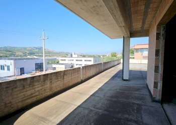 Foto 14 - Capannone Via del Commercio, Bellante - foto 14