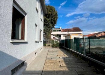 Giardino - Villa corso Cesare Battisti, 67, Carignano - foto 45