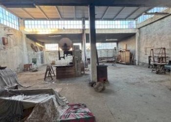 Interno non residenziale - Stabile - Palazzo via Silvio Pellico, 65, Carignano - foto 8