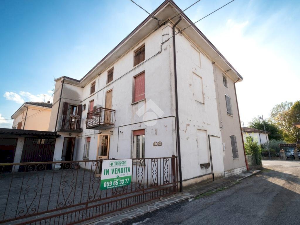 Villa a Schiera Via Chiesa Sud, Novi di Modena - foto 2