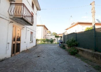 Villa a Schiera Via Chiesa Sud, Novi di Modena - foto 4