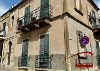 Foto 1 - Casa semi indipendente Via Aurispa
 
123, Noto - foto 1
