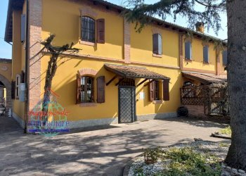 Foto 1 - Casa semi indipendente VIA LONGAROLA
 
3, Sala Bolognese - foto 1