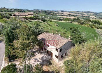 Foto 2 - Rustico contrada Santa Lucia
 
snc, Servigliano - foto 2