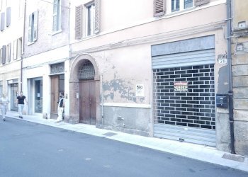 Foto 1 - Negozio Via Saraceno, Ferrara - foto 1