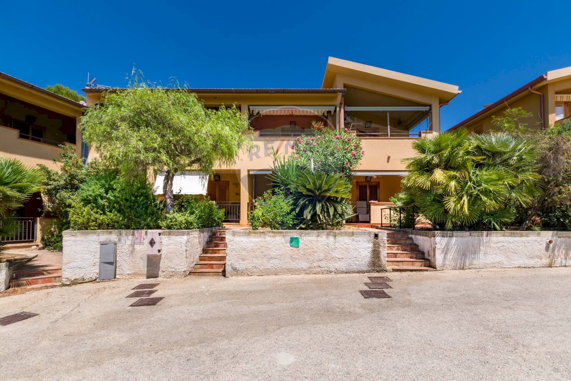 PROSPETTO - Villa a Schiera via della lanterna
 
35, Sciacca - foto 1