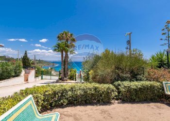 Vista dell\'acqua - Villa a Schiera via della lanterna
 
35, Sciacca - foto 19
