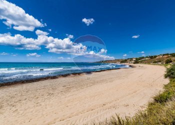 Vista dell\'acqua - Villa a Schiera via della lanterna
 
35, Sciacca - foto 35