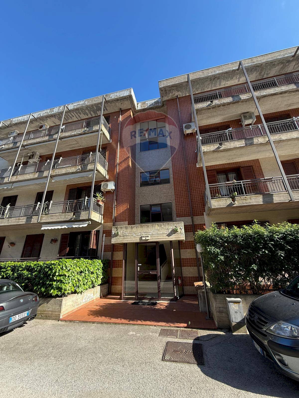 Edificio all\'aperto - Quadrilocale Via Pietro Novelli
 
38, Caltagirone - foto 1