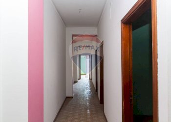 Hall / corridoio - Appartamento giovanni boccaccio
 
28, Paterno - foto 10