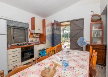 Sala da pranzo - Villa c/da marcimino sp48
 
SN, Caltagirone - foto 20