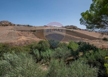 Vista delle montagne - Villa c/da marcimino sp48
 
SN, Caltagirone - foto 49