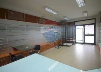 Foto 9 - Shop Via Giotto
 
2, San Giovanni Valdarno - photo 9