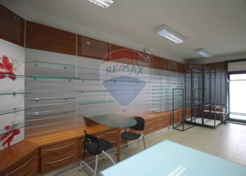 Foto 10 - Shop Via Giotto
 
2, San Giovanni Valdarno - photo 10