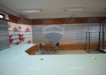 Foto 11 - Shop Via Giotto
 
2, San Giovanni Valdarno - photo 11