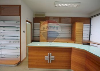 Foto 12 - Shop Via Giotto
 
2, San Giovanni Valdarno - photo 12