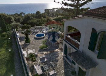 Vista dell\'acqua - Villa VIA VALLINA
 
S.N.C., Maratea - foto 16