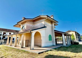 Villa Cuneo - foto 1