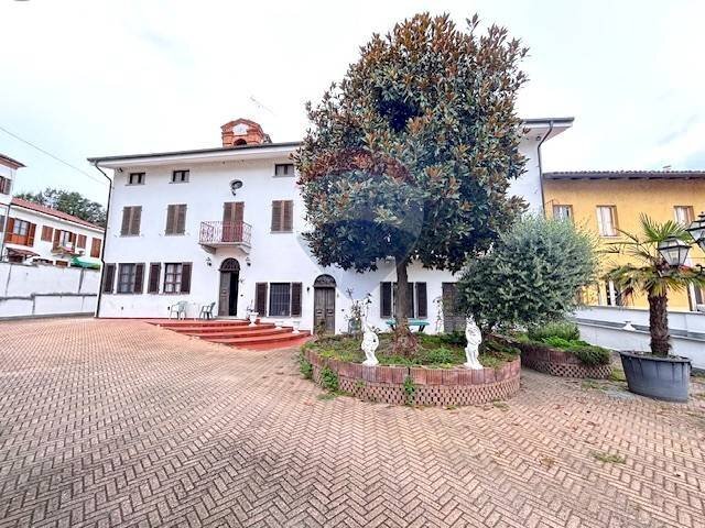 Casa all\'aperto - Semi-detached house via sulpiano
 
8, Verrua Savoia - photo 1