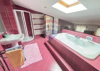 Bagno - Casa semi indipendente via sulpiano
 
8, Verrua Savoia - foto 41