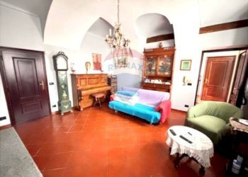 Soggiorno - Casa semi indipendente via sulpiano
 
8, Verrua Savoia - foto 63