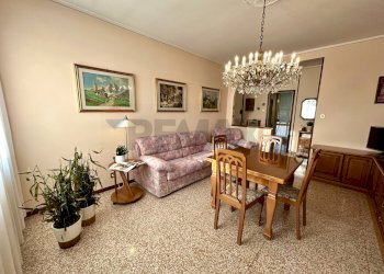 Sala da pranzo - Trilocale Costa Volpino - foto 1