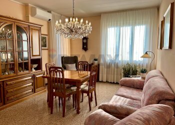 Sala da pranzo - Trilocale Costa Volpino - foto 3