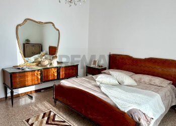 Camera / camera da letto - Trilocale Costa Volpino - foto 11