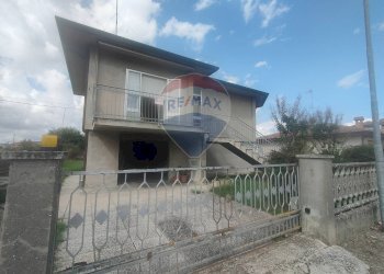 Casa all\'aperto - Independent house Via Don Minzoni
 
42, Riva del Po - photo 1