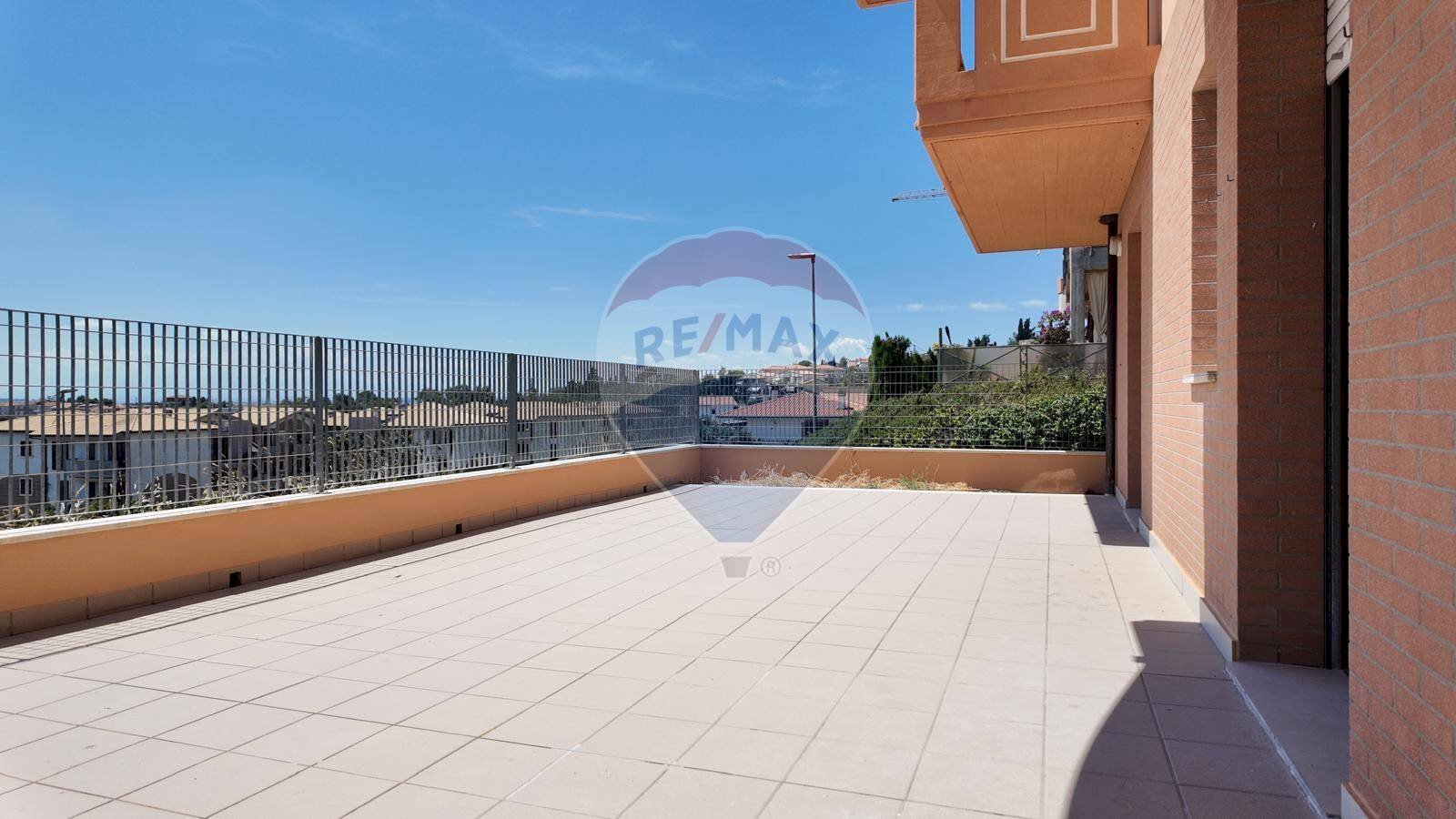 Terrazza - Three-room apartment Piazzale Menechen
 
3, Recanati - photo 1