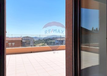 Terrazza - Trilocale Piazzale Menechen
 
3, Recanati - foto 3