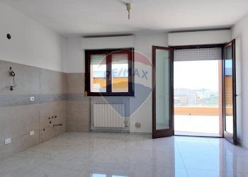 Stanza vuota - Trilocale Piazzale Menechen
 
3, Recanati - foto 10