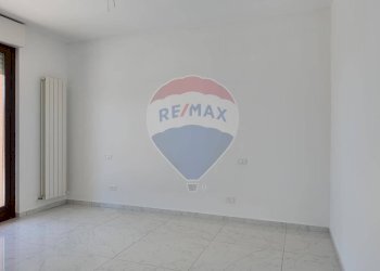 Stanza vuota - Trilocale Piazzale Menechen
 
3, Recanati - foto 24