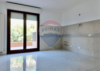 Stanza vuota - Trilocale Piazzale Menechen
 
3, Recanati - foto 11