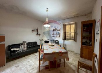 sala da pranzo - Villa Contrada Calma
 
37, Vieste - foto 7