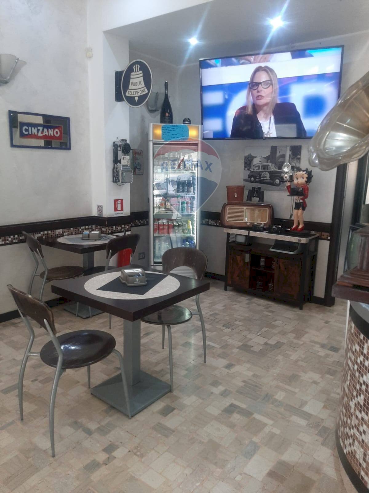 Sala da pranzo - Commercial Activity via Fiordalisi
1, Milano - photo 2