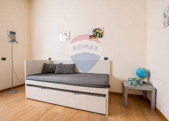 Camera / camera da letto - Casa semi indipendente Corso Italia
 
56, Busto Arsizio - foto 15