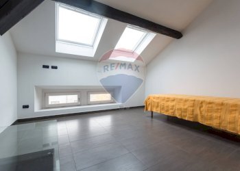 Camera / camera da letto - Casa semi indipendente Corso Italia
 
56, Busto Arsizio - foto 19