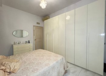 Camera da letto - Four-room apartment Via Monte gran sasso
 
53, Cinisello Balsamo - photo 41