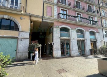 Foto 1 - Office Corso V. Emanuele, Avellino - photo 1