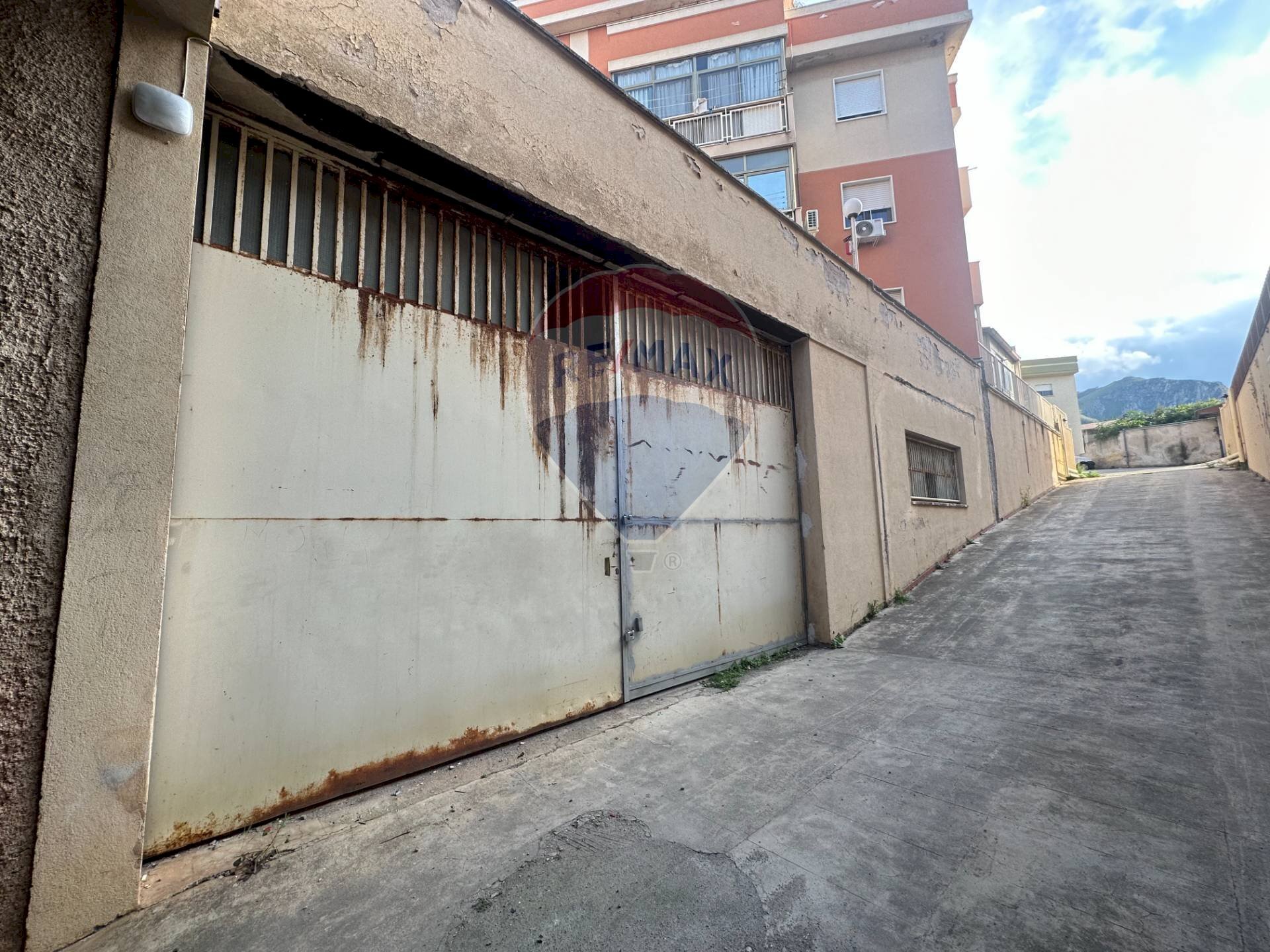 Edificio all\'aperto - Magazzino via alcide de gasperi
 
178, Villabate - foto 1