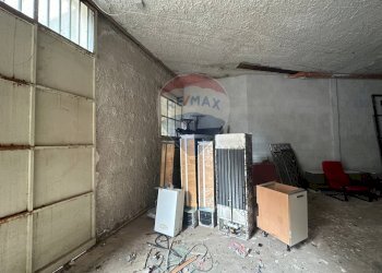 Non correlato - Magazzino via alcide de gasperi
 
178, Villabate - foto 19